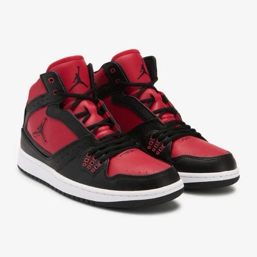 Mens Size 13  Air Jordan 1 Flight Basketball Shoes Sneakers Black/Red 372704 020